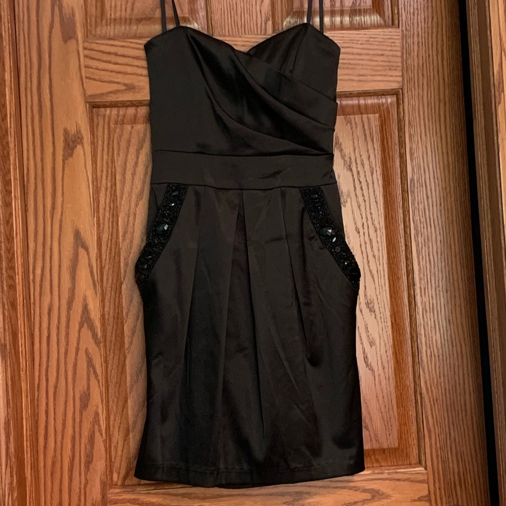 Strapless beaded cocktail dress with pockets